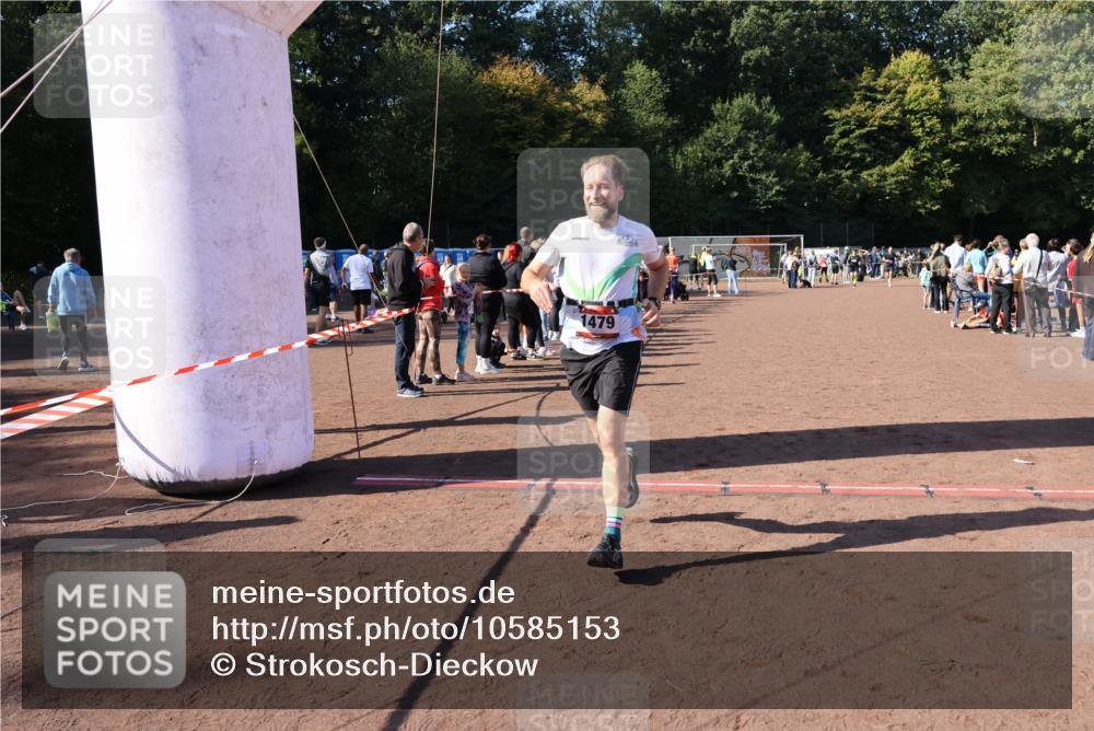 27.09.2026 - 35. Volkslauf durch das schöne Alstertal Strokosch-Dieckow http://msf.ph/oto/10585153 27.09.2026 11:47:52 Ziel 1479, 1501 meine-sportfotos.de