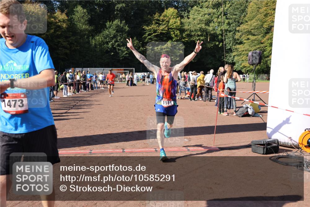 27.09.2026 - 35. Volkslauf durch das schöne Alstertal Strokosch-Dieckow http://msf.ph/oto/10585291 27.09.2026 11:47:15 Ziel 1473, 1511, 1699, 2101, 3392 meine-sportfotos.de