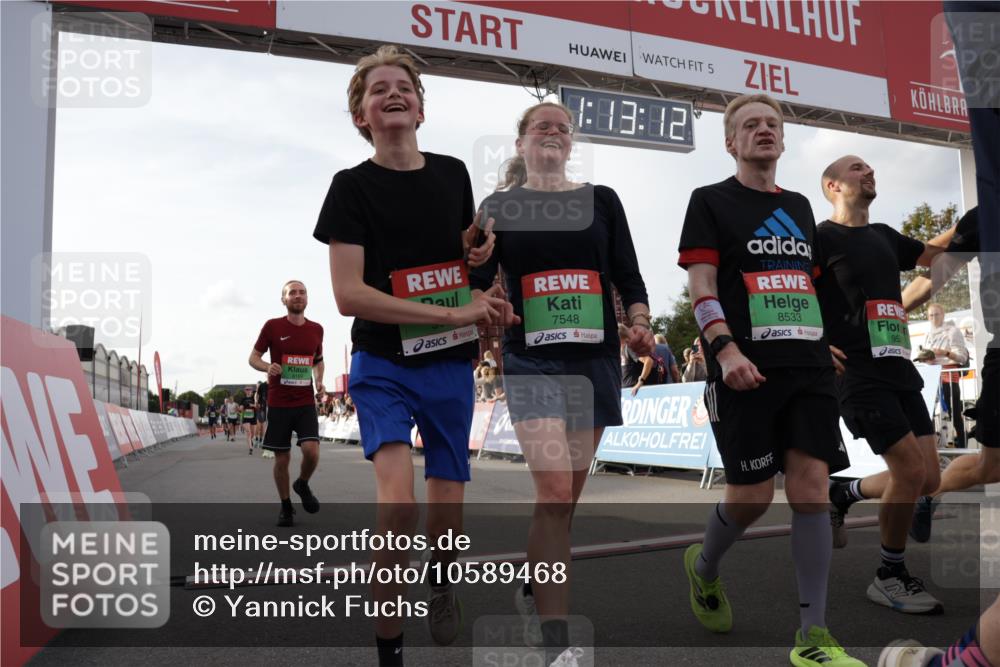 03.10.2026 - Köhlbrandbrückenlauf Yannick Fuchs http://msf.ph/oto/10589468 03.10.2026 16:13:13 Ziel 7032, 7061, 7380, 7548, 7654, 8125, 8169, 8332, 8336, 8427, 8495, 8533, 8604, 8964, 9539, 9580, 9688 meine-sportfotos.de