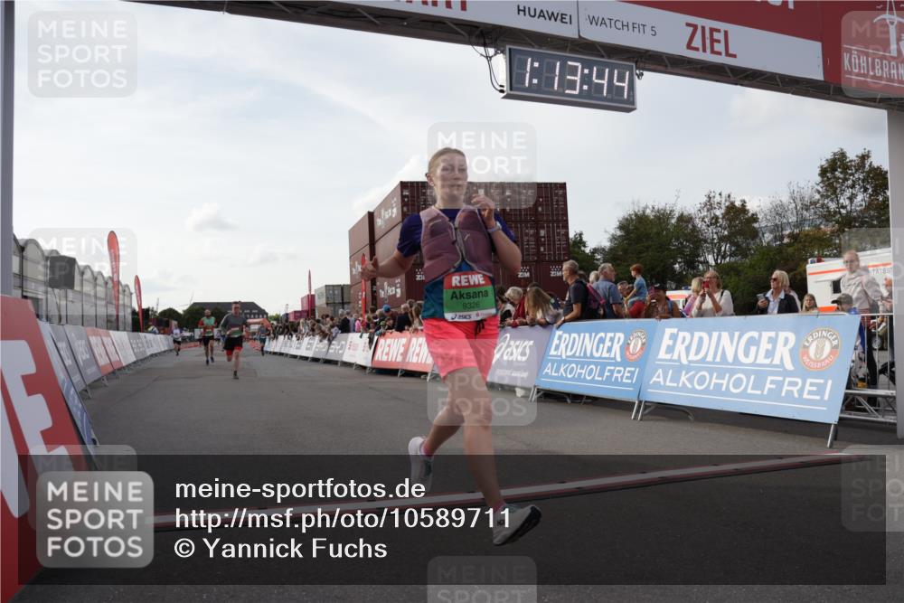 03.10.2026 - Köhlbrandbrückenlauf Yannick Fuchs http://msf.ph/oto/10589711 03.10.2026 16:13:45 Ziel 7096, 7278, 7687, 9326, 9779 meine-sportfotos.de