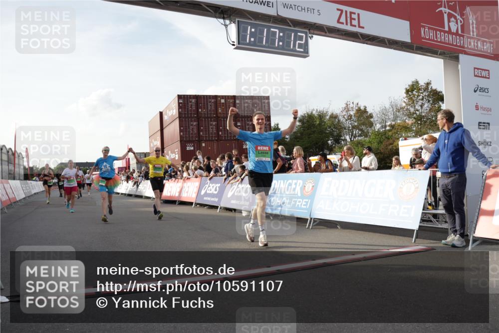 03.10.2026 - Köhlbrandbrückenlauf Yannick Fuchs http://msf.ph/oto/10591107 03.10.2026 16:17:13 Ziel 7031, 7291, 7467, 7471, 7472, 7908, 7909, 8034, 8386, 8508, 8574, 8702, 8940 meine-sportfotos.de