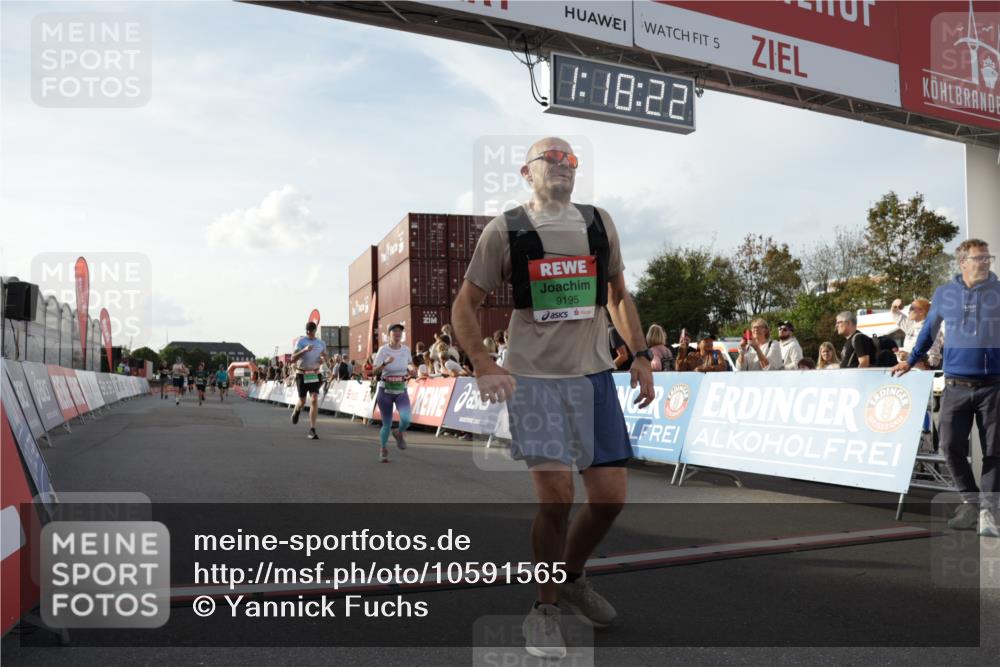 03.10.2026 - Köhlbrandbrückenlauf Yannick Fuchs http://msf.ph/oto/10591565 03.10.2026 16:18:23 Ziel 7332, 7498, 7514, 7535, 8001, 8056, 8057, 8377, 8517, 8745, 9195 meine-sportfotos.de