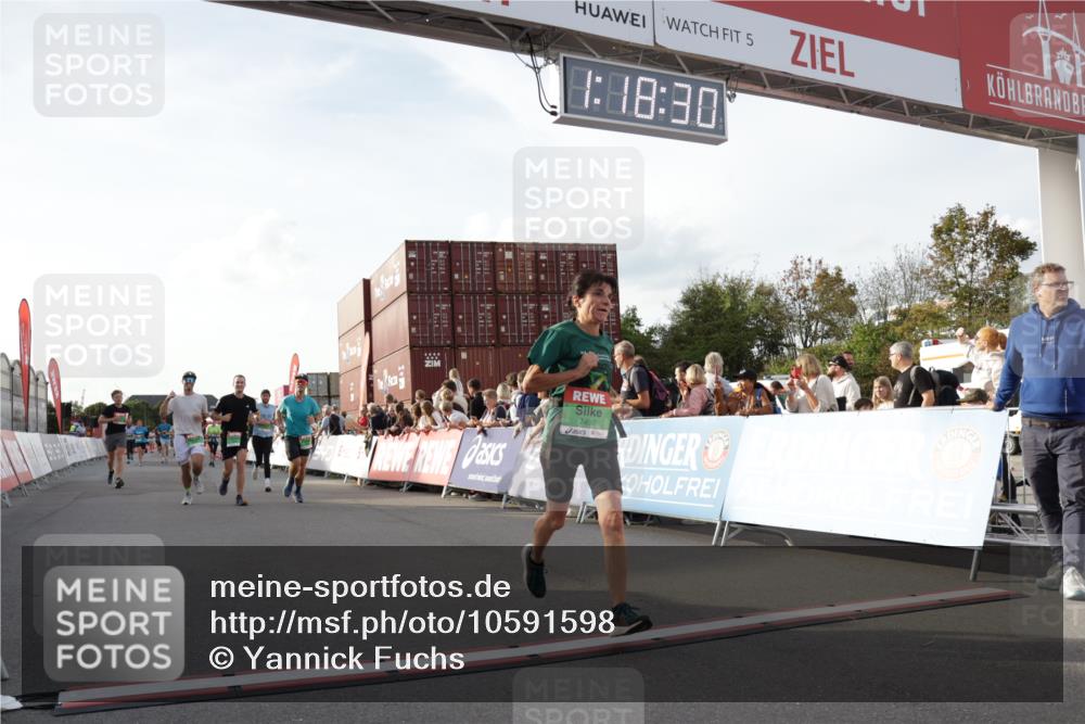 03.10.2026 - Köhlbrandbrückenlauf Yannick Fuchs http://msf.ph/oto/10591598 03.10.2026 16:18:31 Ziel 7498, 7514, 8000, 8001, 8547, 8572, 8874, 8954, 9700, 9831 meine-sportfotos.de