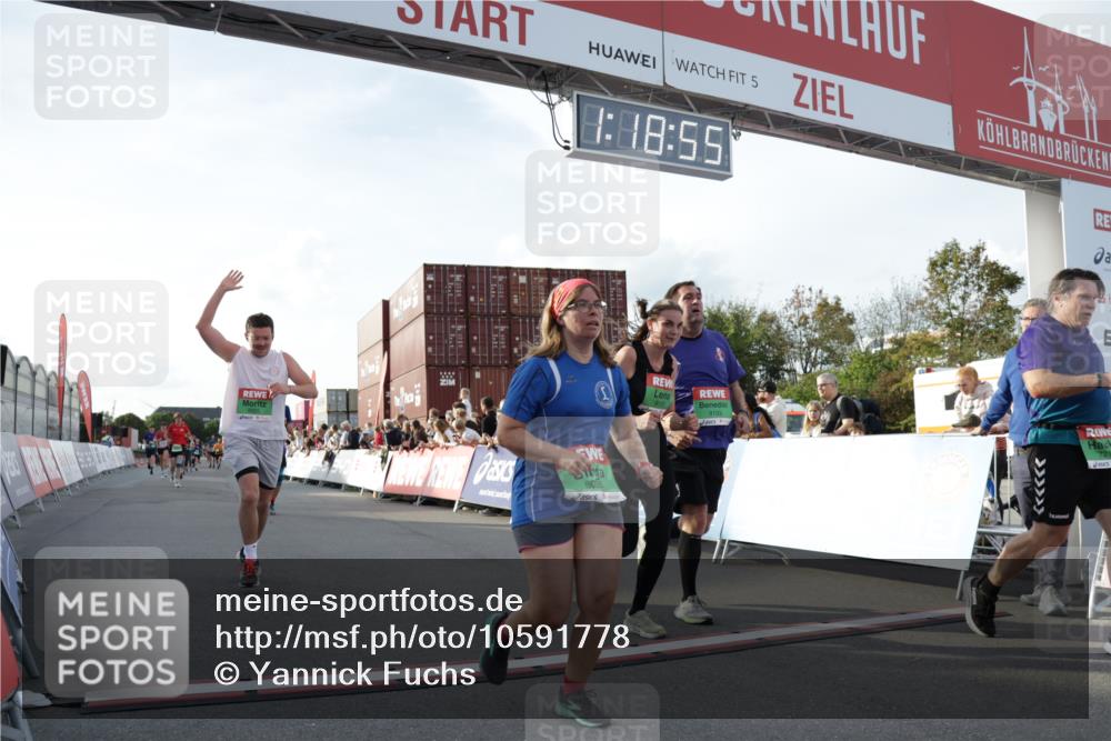 03.10.2026 - Köhlbrandbrückenlauf Yannick Fuchs http://msf.ph/oto/10591778 03.10.2026 16:18:56 Ziel 7211, 7423, 7639, 7640, 8028, 8108, 8389, 8390, 8553, 8715, 8925, 9075, 9103, 9105, 9536 meine-sportfotos.de