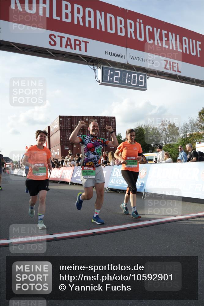 03.10.2026 - Köhlbrandbrückenlauf Yannick Fuchs http://msf.ph/oto/10592901 03.10.2026 16:21:10 Ziel 7245, 7301, 7302, 7448, 7704, 7711, 7791, 8535, 8564, 8565, 8821, 8948, 8949, 9173, 9593 meine-sportfotos.de