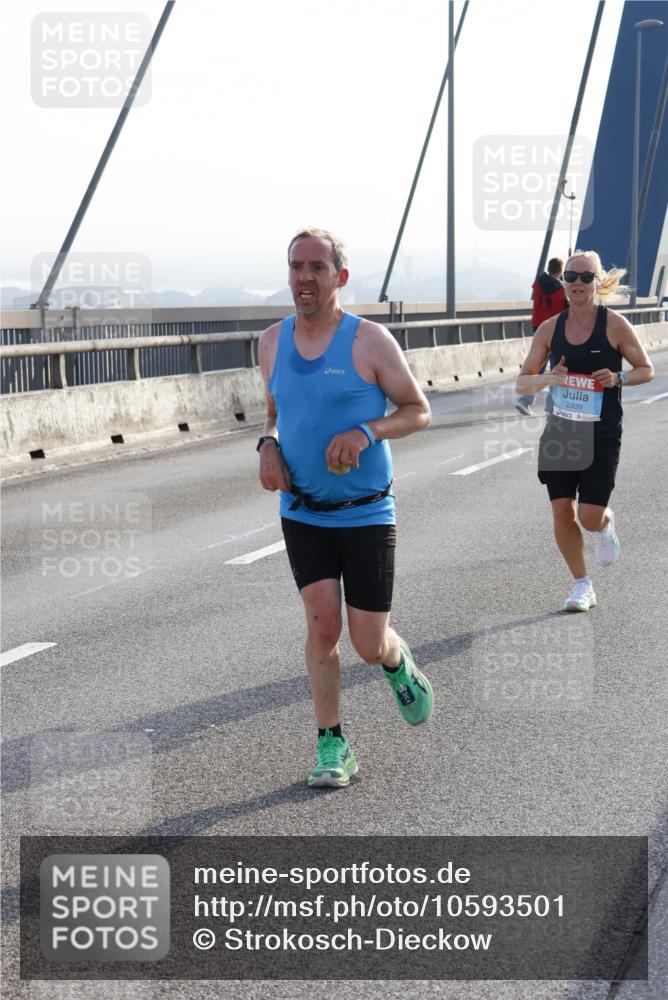 03.10.2026 - Köhlbrandbrückenlauf Strokosch-Dieckow http://msf.ph/oto/10593501 03.10.2026 09:20:38 Position 1 2339 meine-sportfotos.de