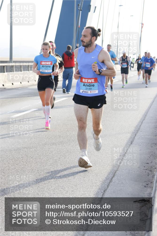 03.10.2026 - Köhlbrandbrückenlauf Strokosch-Dieckow http://msf.ph/oto/10593527 03.10.2026 09:20:44 Position 1 1523, 2149 meine-sportfotos.de