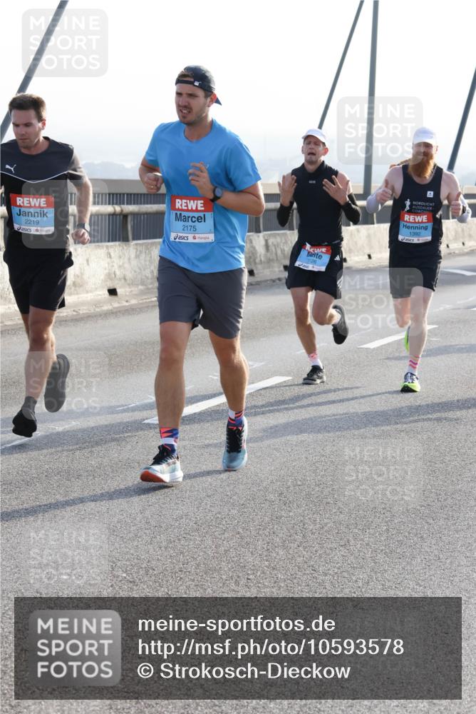 03.10.2026 - Köhlbrandbrückenlauf Strokosch-Dieckow http://msf.ph/oto/10593578 03.10.2026 09:20:51 Position 1 2219, 2175, 126, 1392 meine-sportfotos.de