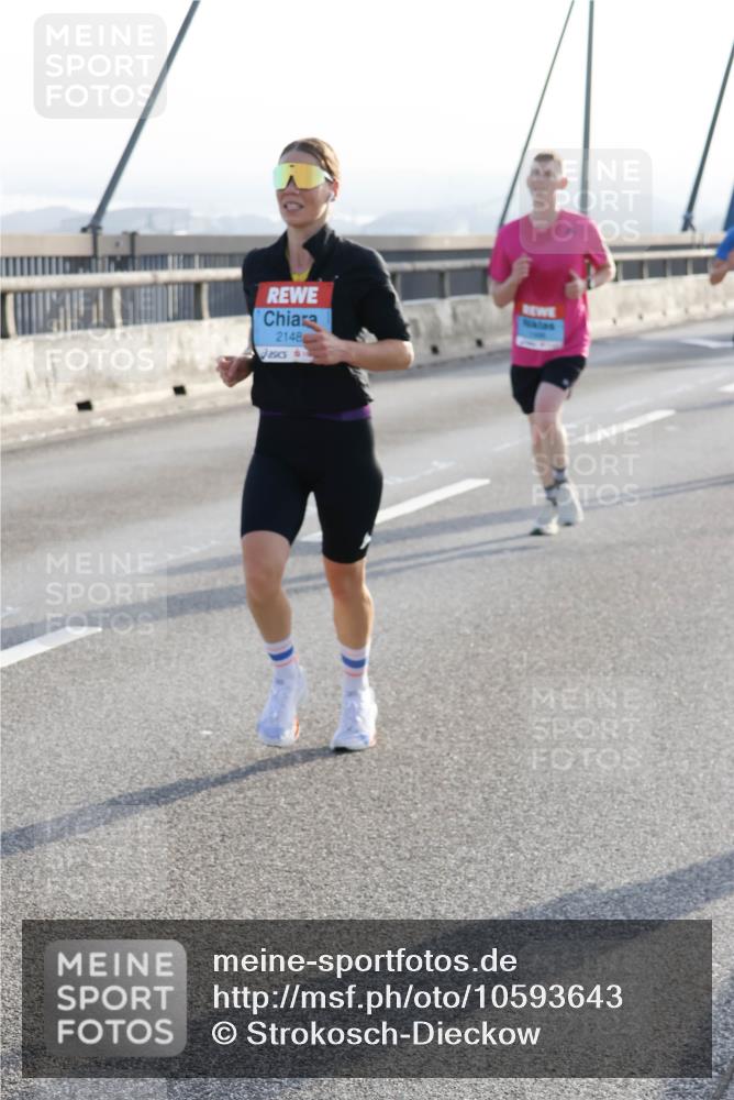 03.10.2026 - Köhlbrandbrückenlauf Strokosch-Dieckow http://msf.ph/oto/10593643 03.10.2026 09:20:58 Position 1 2148 meine-sportfotos.de