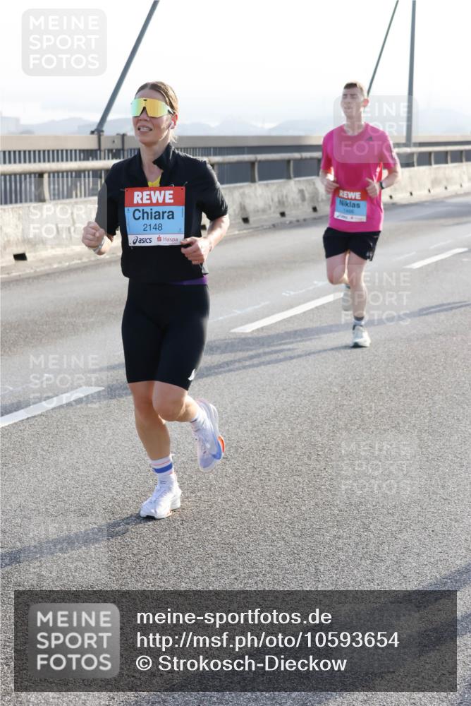 03.10.2026 - Köhlbrandbrückenlauf Strokosch-Dieckow http://msf.ph/oto/10593654 03.10.2026 09:20:58 Position 1 2148, 1466 meine-sportfotos.de