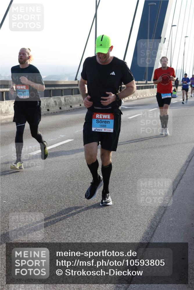 03.10.2026 - Köhlbrandbrückenlauf Strokosch-Dieckow http://msf.ph/oto/10593805 03.10.2026 09:21:21 Position 1 1973, 1688 meine-sportfotos.de