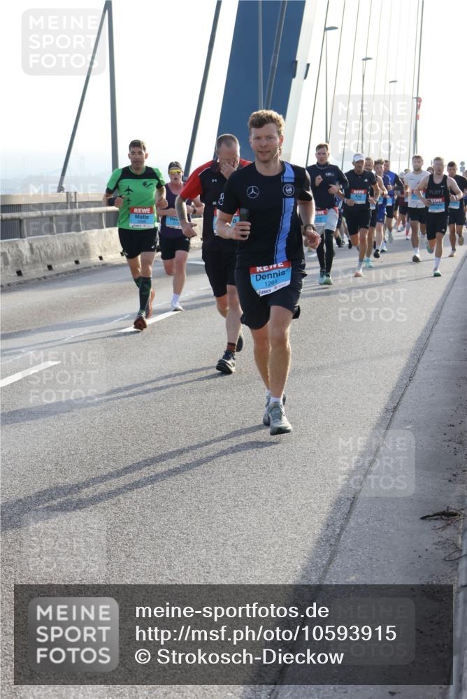 03.10.2026 - Köhlbrandbrückenlauf Strokosch-Dieckow http://msf.ph/oto/10593915 03.10.2026 09:21:35 Position 1 1264 meine-sportfotos.de
