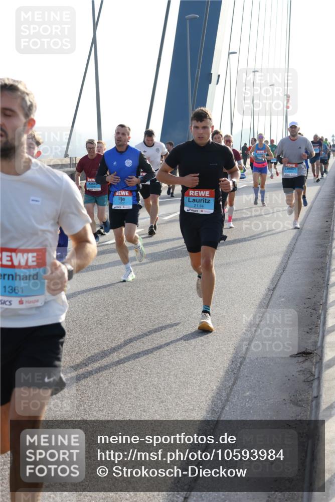 03.10.2026 - Köhlbrandbrückenlauf Strokosch-Dieckow http://msf.ph/oto/10593984 03.10.2026 09:21:43 Position 1 1361, 3, 1827, 2114 meine-sportfotos.de