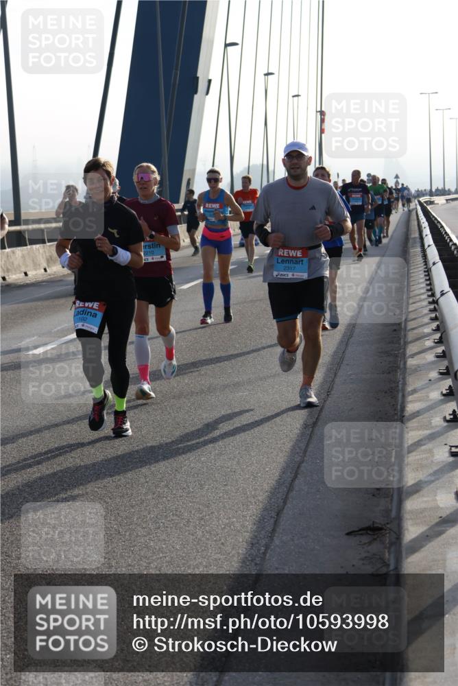 03.10.2026 - Köhlbrandbrückenlauf Strokosch-Dieckow http://msf.ph/oto/10593998 03.10.2026 09:21:45 Position 1 1102, 2210, 2317 meine-sportfotos.de