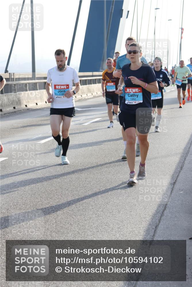 03.10.2026 - Köhlbrandbrückenlauf Strokosch-Dieckow http://msf.ph/oto/10594102 03.10.2026 09:21:59 Position 1 2190, 2, 24, 1952 meine-sportfotos.de