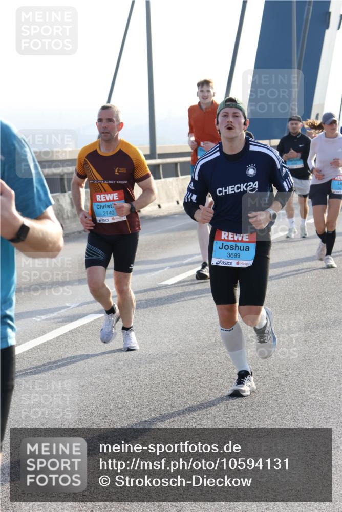 03.10.2026 - Köhlbrandbrückenlauf Strokosch-Dieckow http://msf.ph/oto/10594131 03.10.2026 09:22:02 Position 1 2140, 24, 3699 meine-sportfotos.de