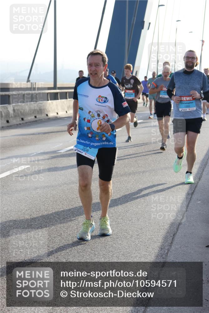 03.10.2026 - Köhlbrandbrückenlauf Strokosch-Dieckow http://msf.ph/oto/10594571 03.10.2026 09:23:04 Position 1 268, 1355 meine-sportfotos.de