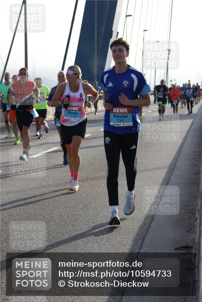 03.10.2026 - Köhlbrandbrückenlauf Strokosch-Dieckow http://msf.ph/oto/10594733 03.10.2026 09:23:22 Position 1 200, 1179, 2381 meine-sportfotos.de