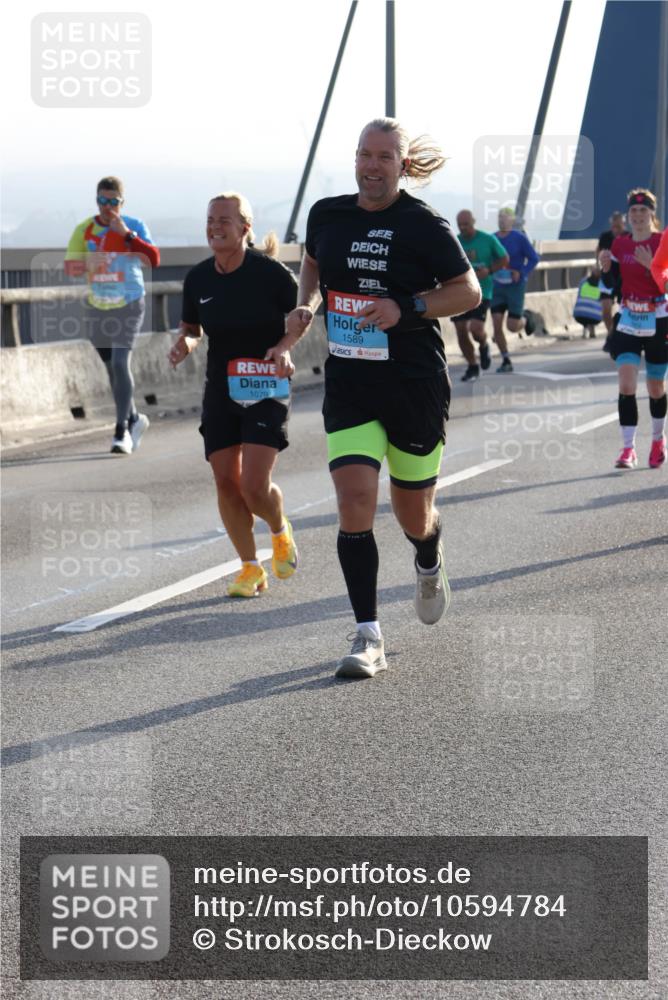 03.10.2026 - Köhlbrandbrückenlauf Strokosch-Dieckow http://msf.ph/oto/10594784 03.10.2026 09:23:31 Position 1 1079, 1589 meine-sportfotos.de