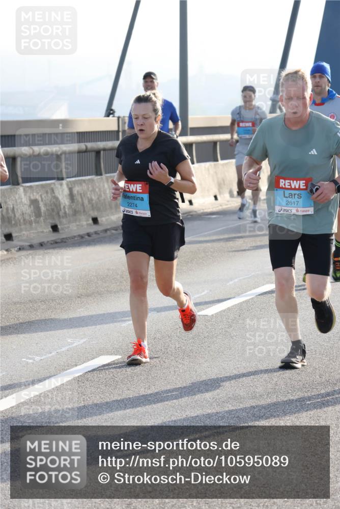 03.10.2026 - Köhlbrandbrückenlauf Strokosch-Dieckow http://msf.ph/oto/10595089 03.10.2026 09:24:24 Position 1 2274, 2617 meine-sportfotos.de