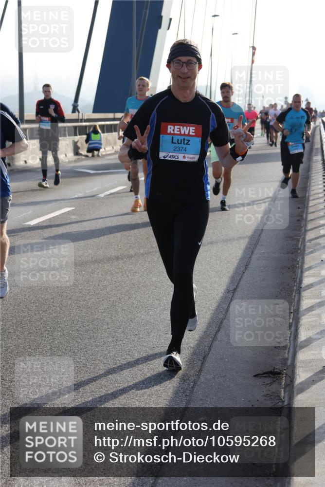 03.10.2026 - Köhlbrandbrückenlauf Strokosch-Dieckow http://msf.ph/oto/10595268 03.10.2026 09:24:45 Position 1 2374 meine-sportfotos.de