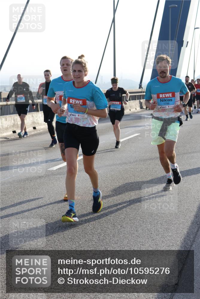 03.10.2026 - Köhlbrandbrückenlauf Strokosch-Dieckow http://msf.ph/oto/10595276 03.10.2026 09:24:49 Position 1 1795, 1798 meine-sportfotos.de