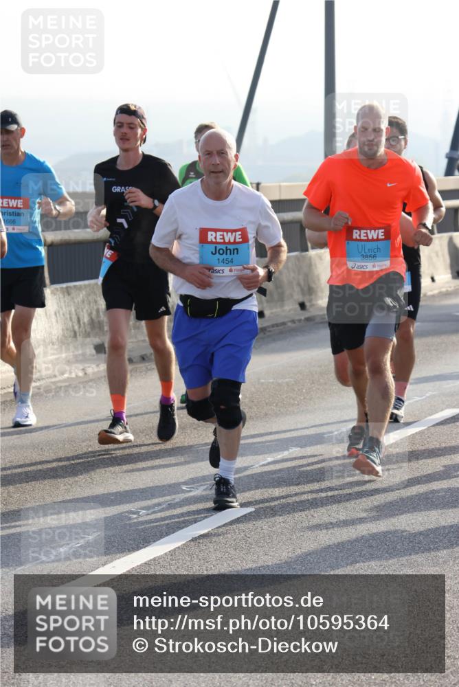 03.10.2026 - Köhlbrandbrückenlauf Strokosch-Dieckow http://msf.ph/oto/10595364 03.10.2026 09:24:59 Position 1 1666, 1454, 3856 meine-sportfotos.de