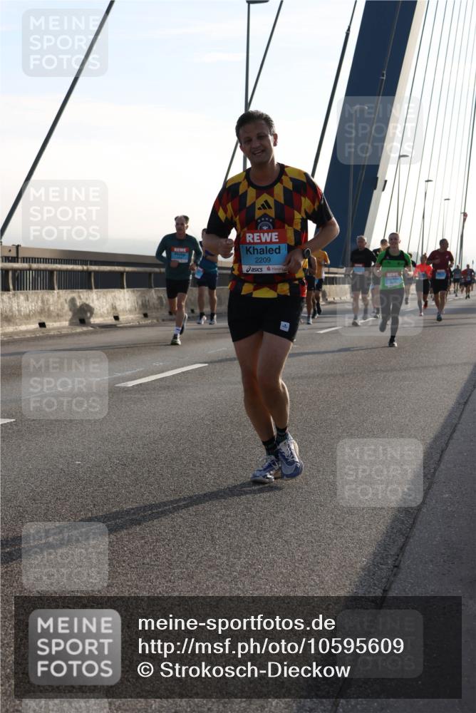 03.10.2026 - Köhlbrandbrückenlauf Strokosch-Dieckow http://msf.ph/oto/10595609 03.10.2026 09:25:55 Position 1 2209 meine-sportfotos.de