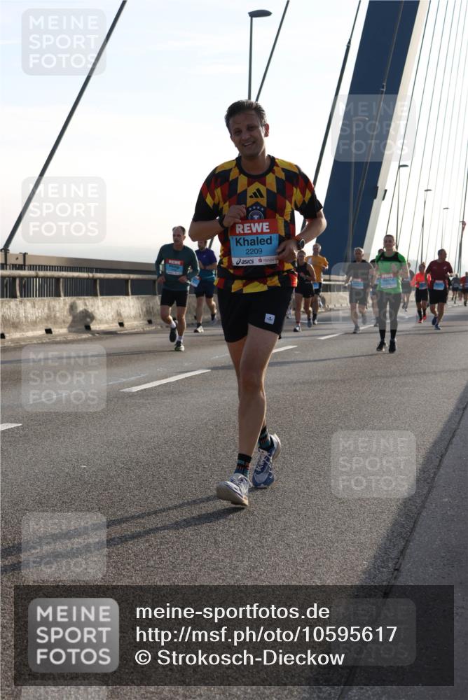 03.10.2026 - Köhlbrandbrückenlauf Strokosch-Dieckow http://msf.ph/oto/10595617 03.10.2026 09:25:55 Position 1 2209 meine-sportfotos.de