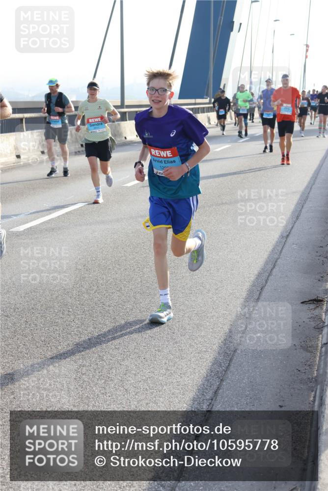 03.10.2026 - Köhlbrandbrückenlauf Strokosch-Dieckow http://msf.ph/oto/10595778 03.10.2026 09:26:26 Position 1 120 meine-sportfotos.de
