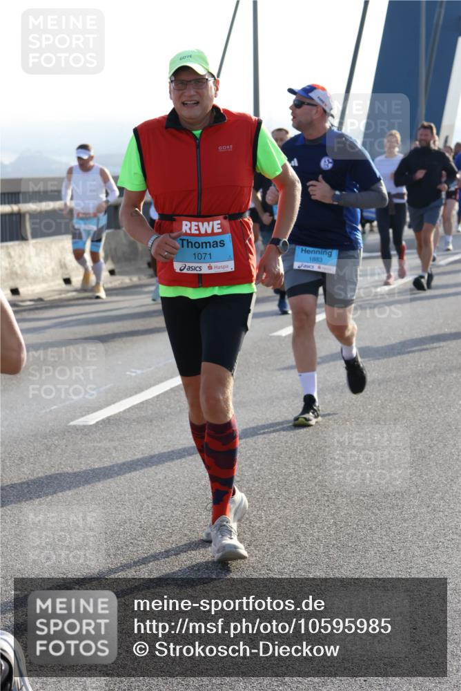 03.10.2026 - Köhlbrandbrückenlauf Strokosch-Dieckow http://msf.ph/oto/10595985 03.10.2026 09:27:01 Position 1 1071, 1883 meine-sportfotos.de