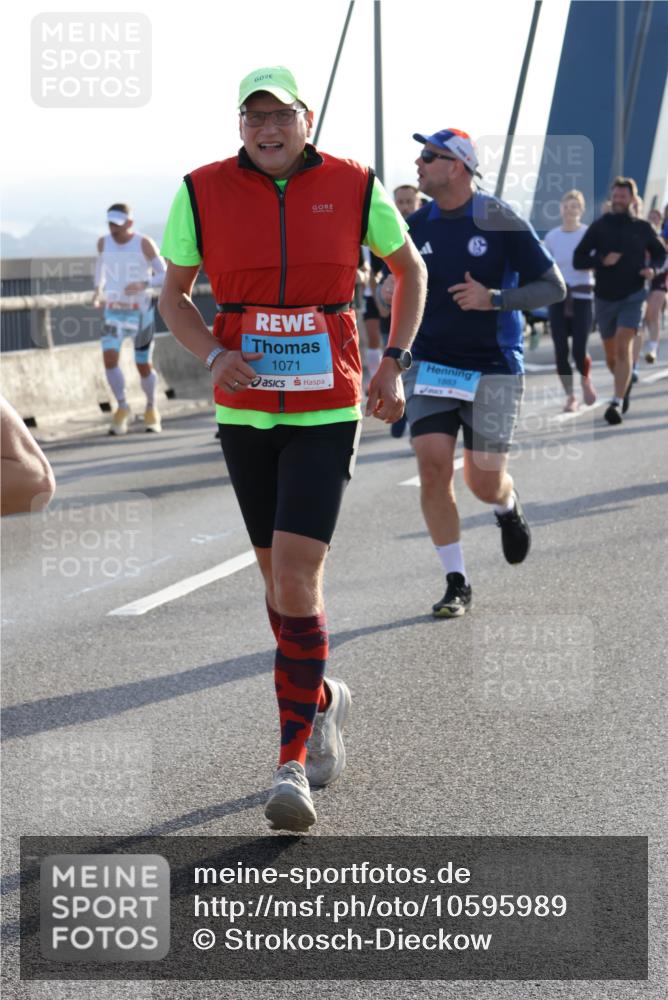 03.10.2026 - Köhlbrandbrückenlauf Strokosch-Dieckow http://msf.ph/oto/10595989 03.10.2026 09:27:01 Position 1 1071, 1883 meine-sportfotos.de