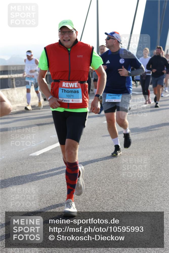 03.10.2026 - Köhlbrandbrückenlauf Strokosch-Dieckow http://msf.ph/oto/10595993 03.10.2026 09:27:01 Position 1 1071, 1883 meine-sportfotos.de
