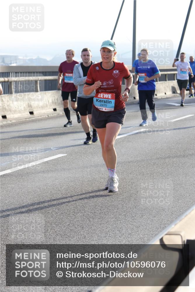 03.10.2026 - Köhlbrandbrückenlauf Strokosch-Dieckow http://msf.ph/oto/10596076 03.10.2026 09:27:38 Position 1 2, 2475 meine-sportfotos.de