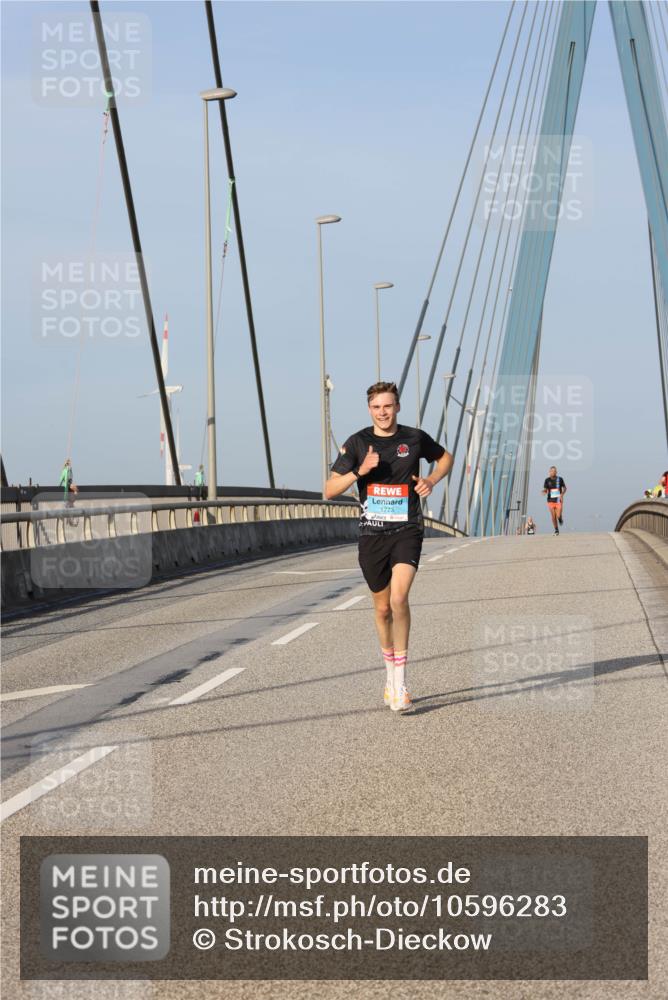 03.10.2026 - Köhlbrandbrückenlauf Strokosch-Dieckow http://msf.ph/oto/10596283 03.10.2026 09:28:30 Position 2 1773 meine-sportfotos.de