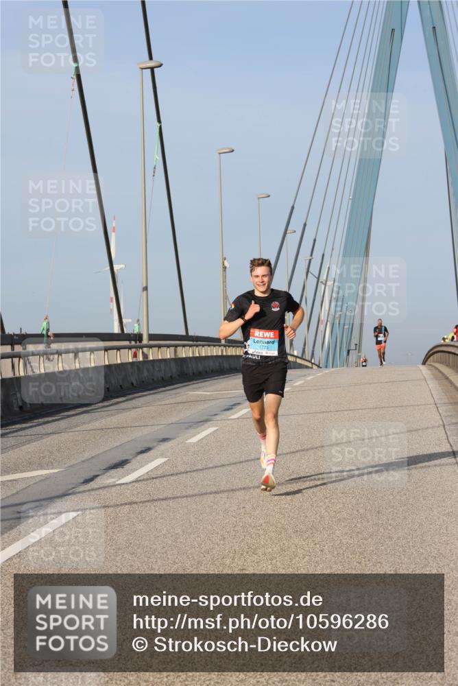 03.10.2026 - Köhlbrandbrückenlauf Strokosch-Dieckow http://msf.ph/oto/10596286 03.10.2026 09:28:30 Position 2 1773 meine-sportfotos.de