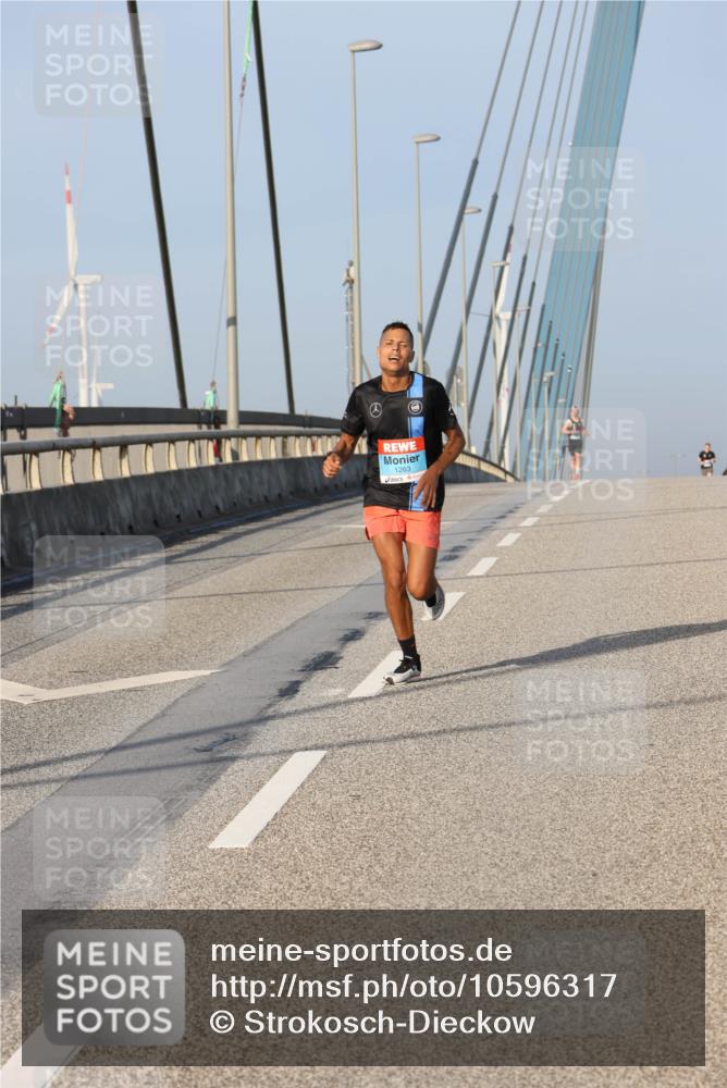 03.10.2026 - Köhlbrandbrückenlauf Strokosch-Dieckow http://msf.ph/oto/10596317 03.10.2026 09:28:43 Position 2 1263 meine-sportfotos.de