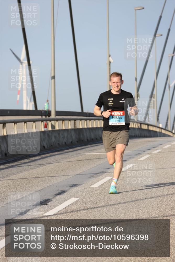 03.10.2026 - Köhlbrandbrückenlauf Strokosch-Dieckow http://msf.ph/oto/10596398 03.10.2026 09:29:09 Position 2 1026, 2106 meine-sportfotos.de