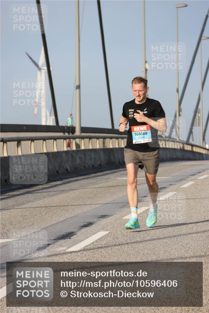03.10.2026 - Köhlbrandbrückenlauf Strokosch-Dieckow http://msf.ph/oto/10596406 03.10.2026 09:29:10 Position 2 2026, 2106 meine-sportfotos.de