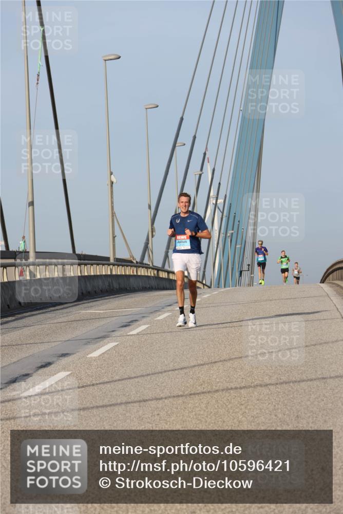 03.10.2026 - Köhlbrandbrückenlauf Strokosch-Dieckow http://msf.ph/oto/10596421 03.10.2026 09:29:37 Position 2 2131 meine-sportfotos.de