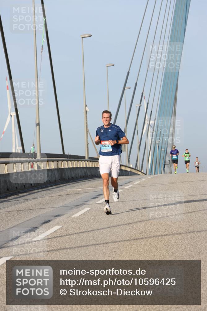 03.10.2026 - Köhlbrandbrückenlauf Strokosch-Dieckow http://msf.ph/oto/10596425 03.10.2026 09:29:38 Position 2 2131 meine-sportfotos.de