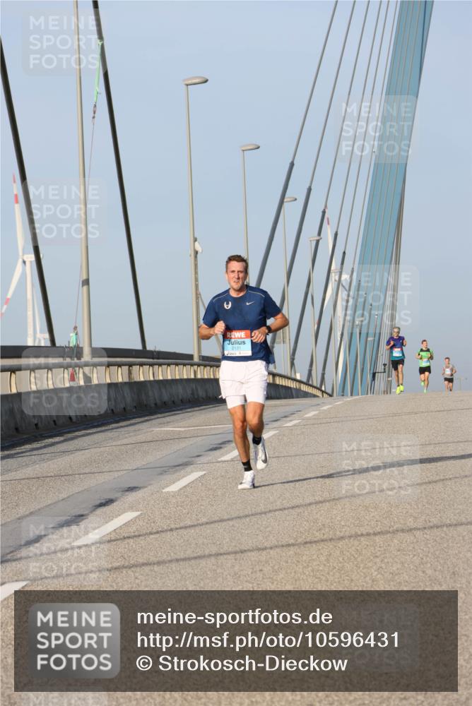03.10.2026 - Köhlbrandbrückenlauf Strokosch-Dieckow http://msf.ph/oto/10596431 03.10.2026 09:29:38 Position 2 2131 meine-sportfotos.de