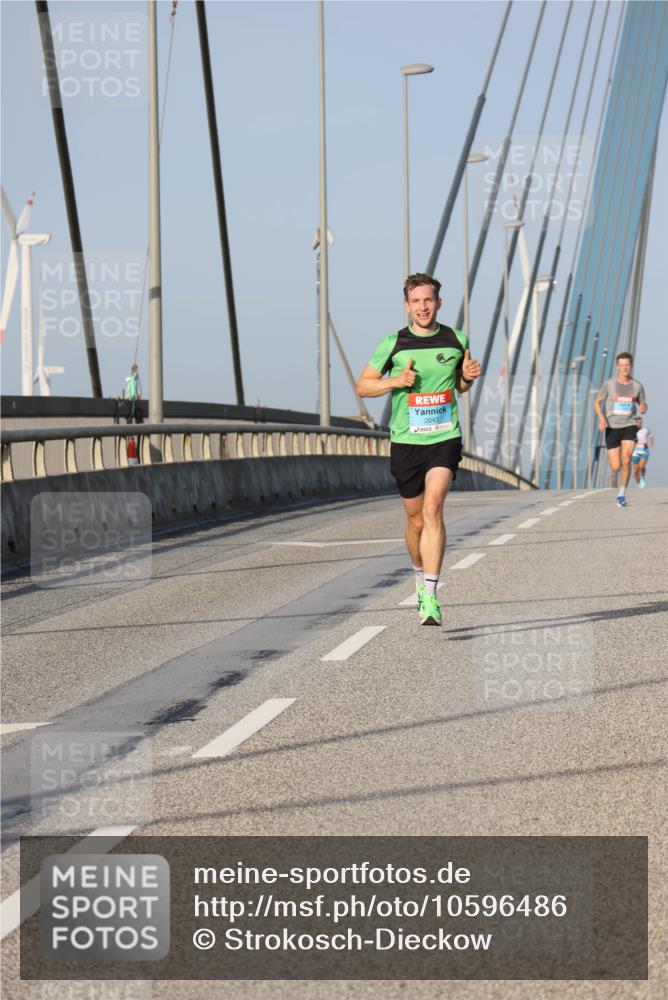 03.10.2026 - Köhlbrandbrückenlauf Strokosch-Dieckow http://msf.ph/oto/10596486 03.10.2026 09:29:55 Position 2 2043 meine-sportfotos.de