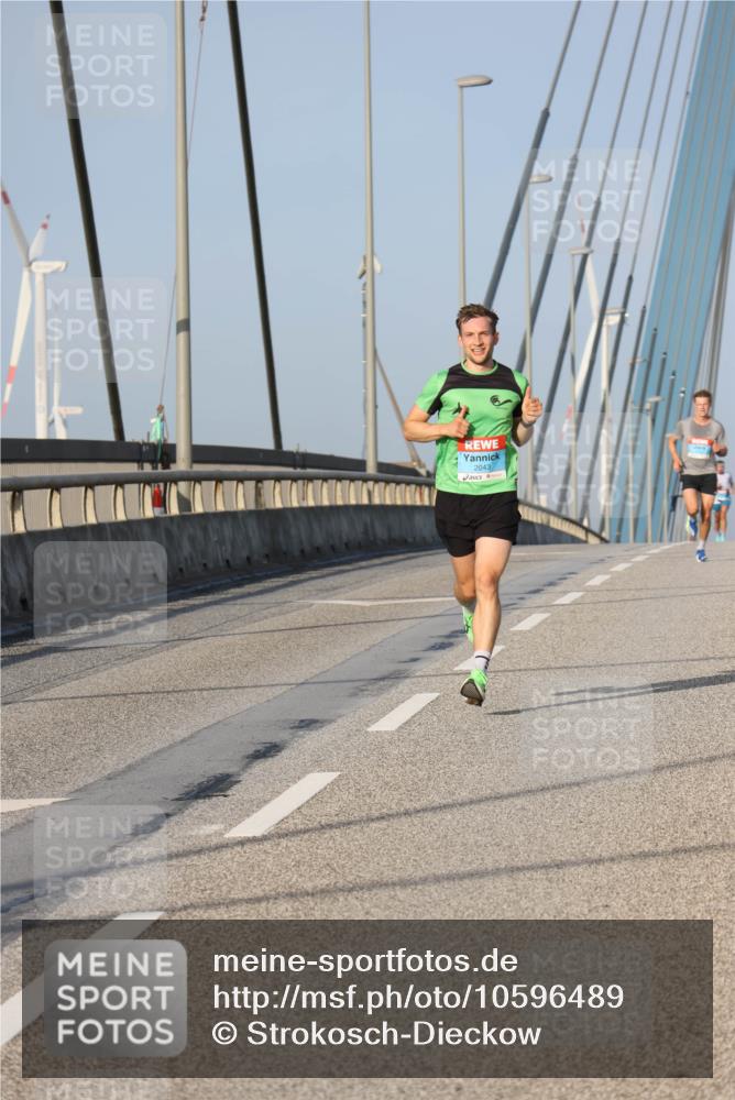 03.10.2026 - Köhlbrandbrückenlauf Strokosch-Dieckow http://msf.ph/oto/10596489 03.10.2026 09:29:55 Position 2 2043 meine-sportfotos.de