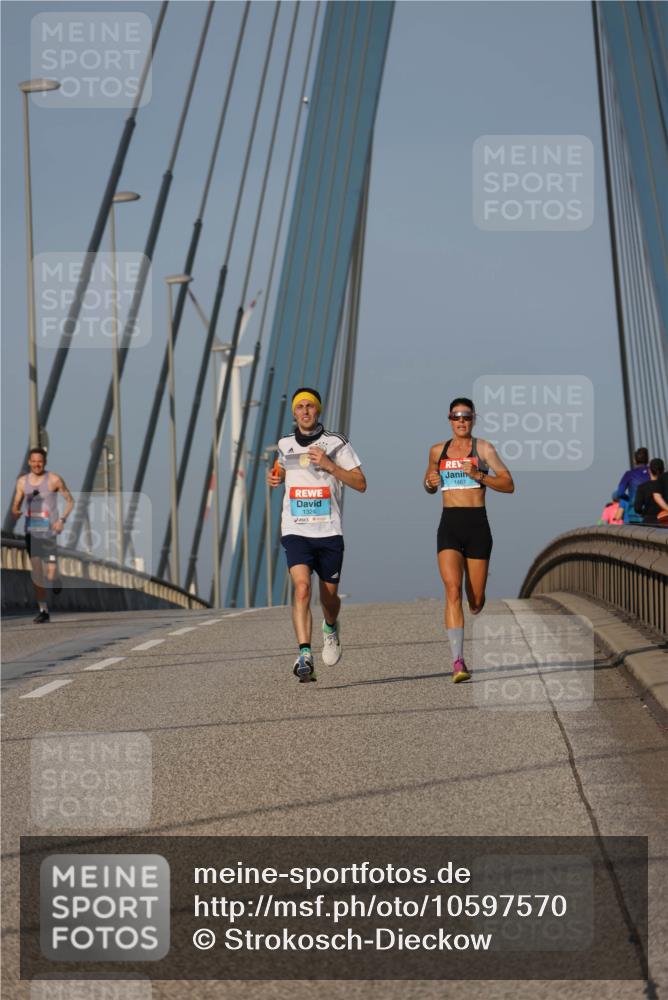 03.10.2026 - Köhlbrandbrückenlauf Strokosch-Dieckow http://msf.ph/oto/10597570 03.10.2026 09:31:00 Position 2 1324 meine-sportfotos.de