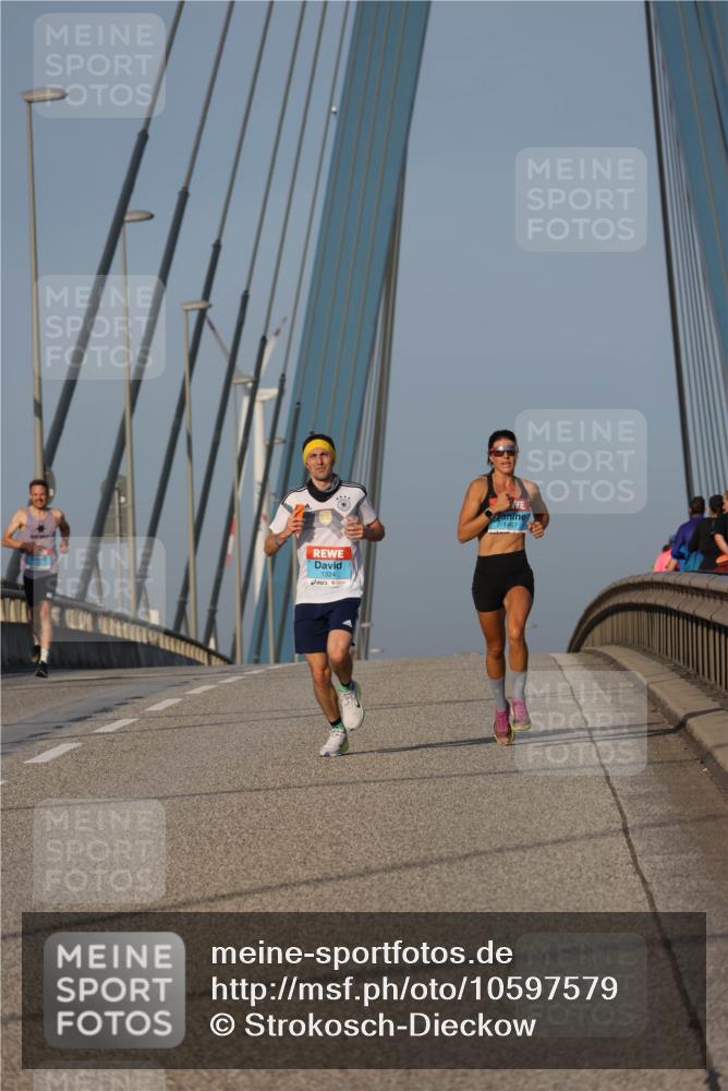 03.10.2026 - Köhlbrandbrückenlauf Strokosch-Dieckow http://msf.ph/oto/10597579 03.10.2026 09:31:00 Position 2 1324 meine-sportfotos.de