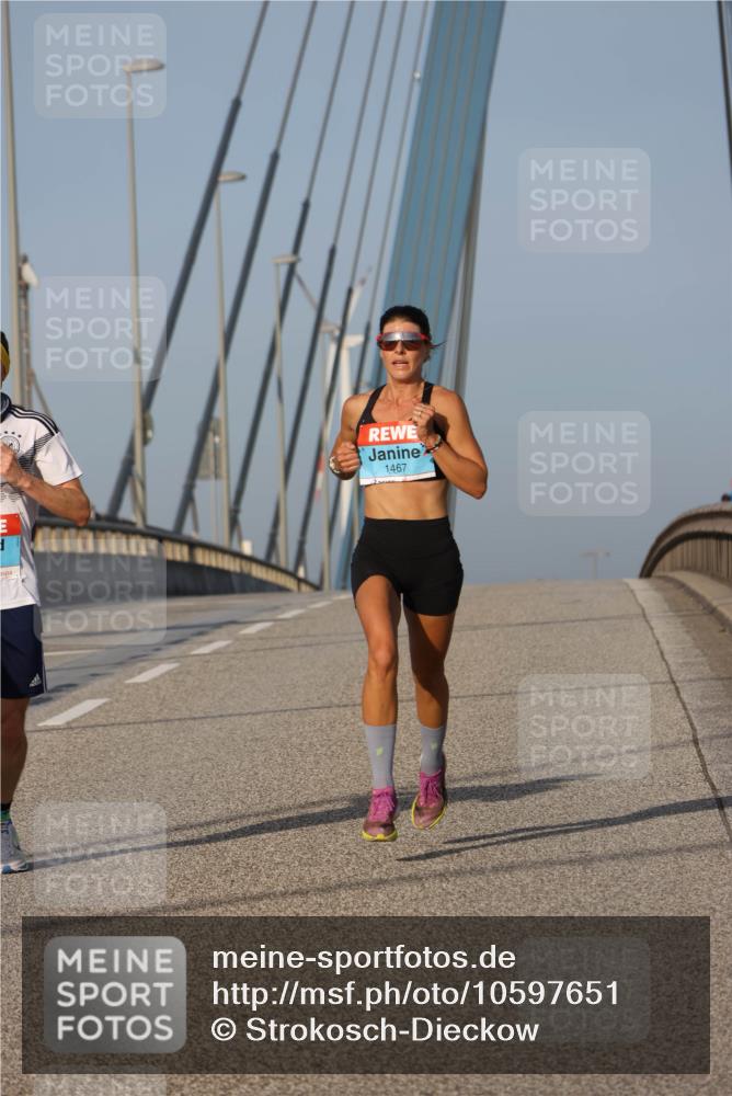 03.10.2026 - Köhlbrandbrückenlauf Strokosch-Dieckow http://msf.ph/oto/10597651 03.10.2026 09:31:04 Position 2 1467 meine-sportfotos.de