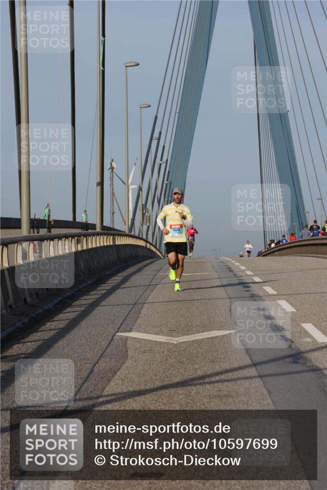 03.10.2026 - Köhlbrandbrückenlauf Strokosch-Dieckow http://msf.ph/oto/10597699 03.10.2026 09:31:42 Position 2  meine-sportfotos.de