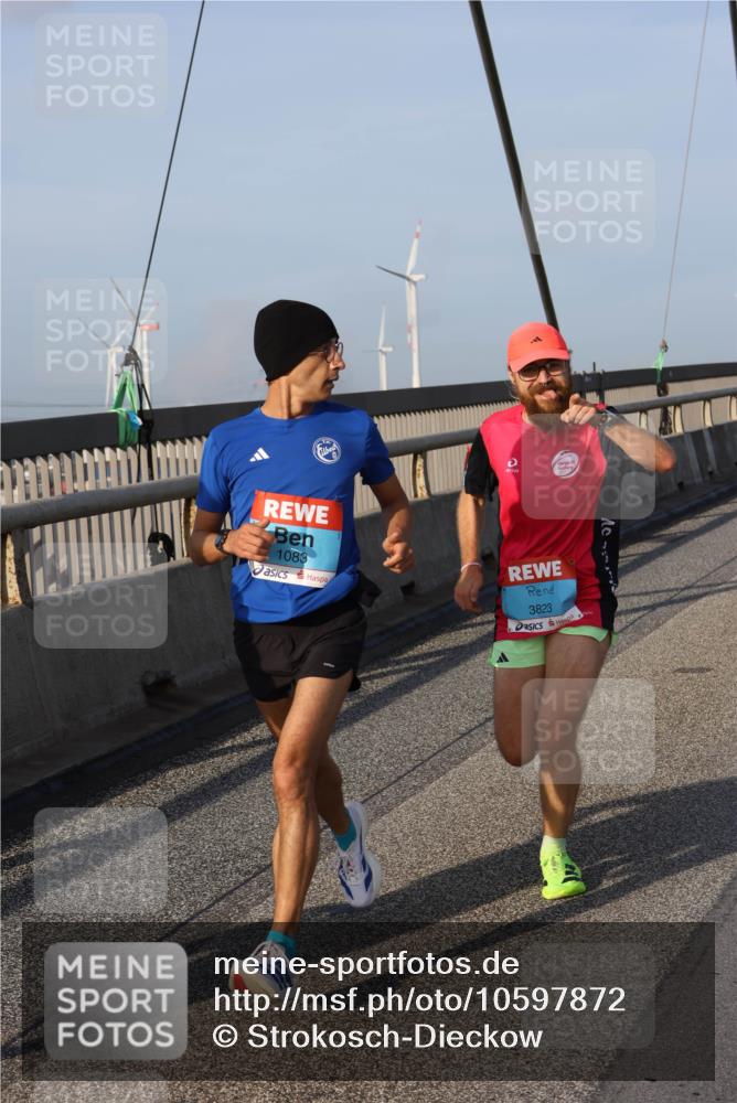 03.10.2026 - Köhlbrandbrückenlauf Strokosch-Dieckow http://msf.ph/oto/10597872 03.10.2026 09:32:01 Position 2 1083, 3823 meine-sportfotos.de