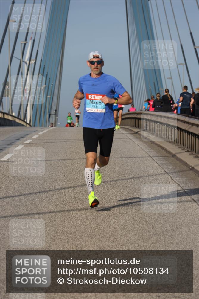 03.10.2026 - Köhlbrandbrückenlauf Strokosch-Dieckow http://msf.ph/oto/10598134 03.10.2026 09:32:55 Position 2 2134 meine-sportfotos.de